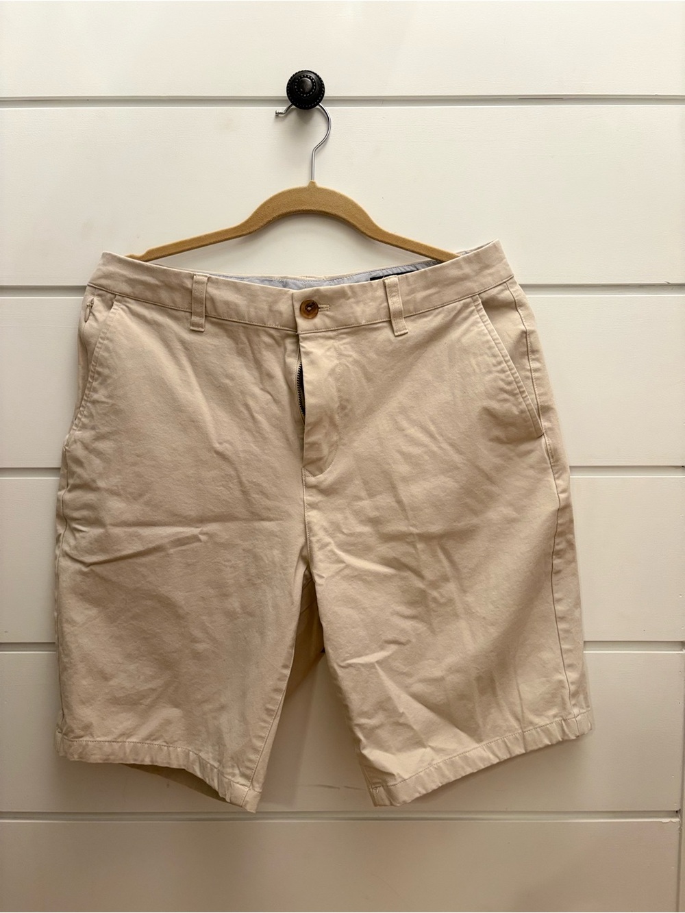 Bonobos Flat-Front Chino Shorts in Light Beige